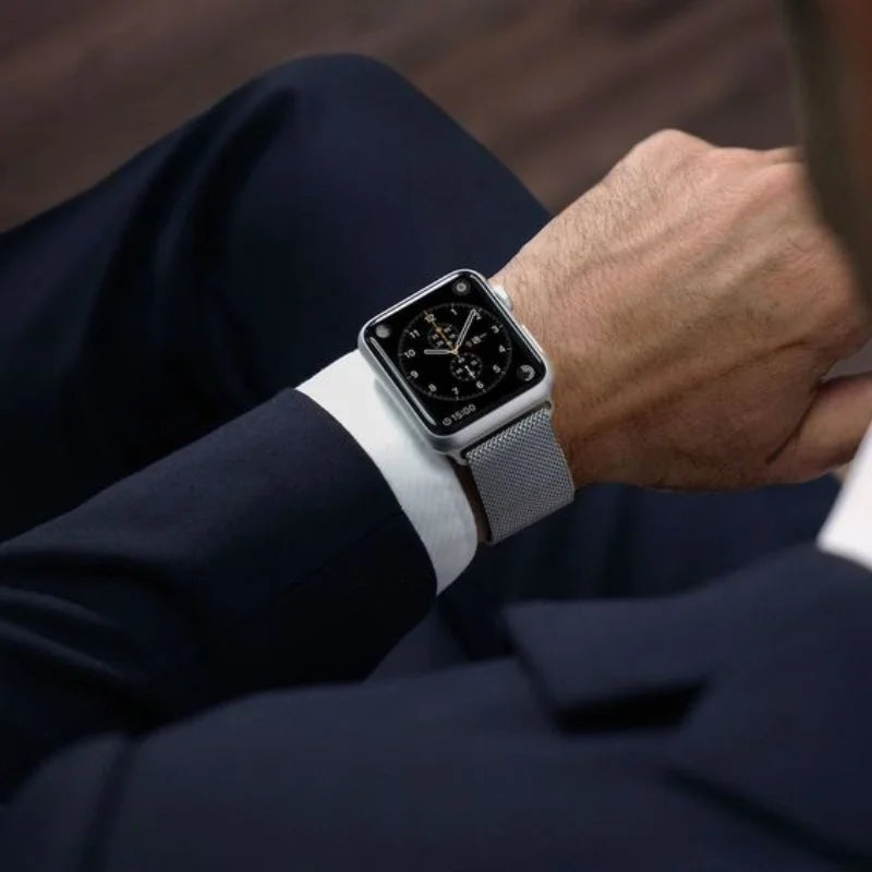 Silver | Apple Watch Milanese Magnetic Loop Strap | Stainless Steel Band | 42mm / 44mm / 45mm